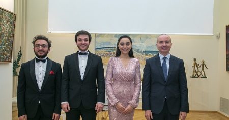 image-5b686451-c9c9-49a4-a53b-c0e5305835d5