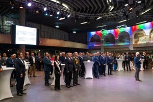 image-176251507516833836_1200x630