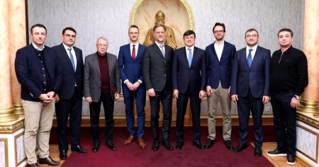 image-20260209095406_komite_sedri_almaniyali_hekimlerle_go-ru-s-u-b_-3